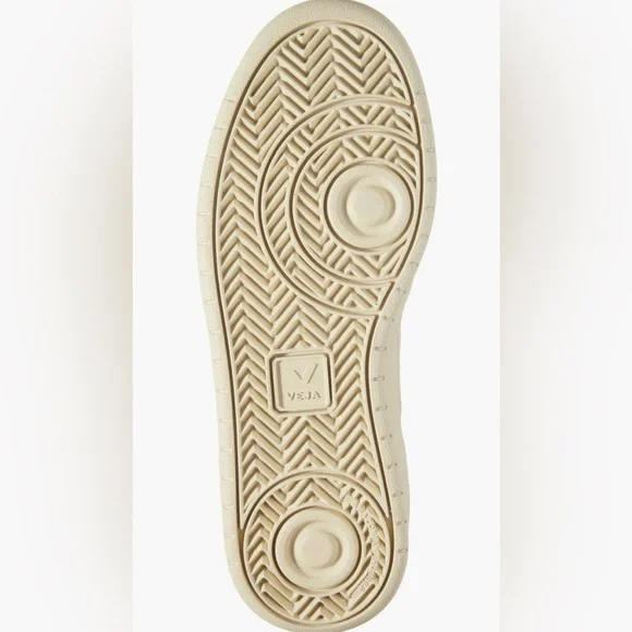 NIB. VEJA Women's V-10 Leather Sneakers, Gravel/Menthol/Parme, Size EUR38 (US7) - Picture 4 of 7